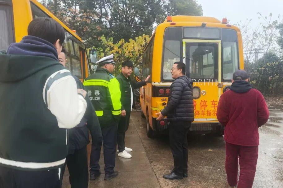 守護平安上學路:濂溪區開展校車安全隱患大排查